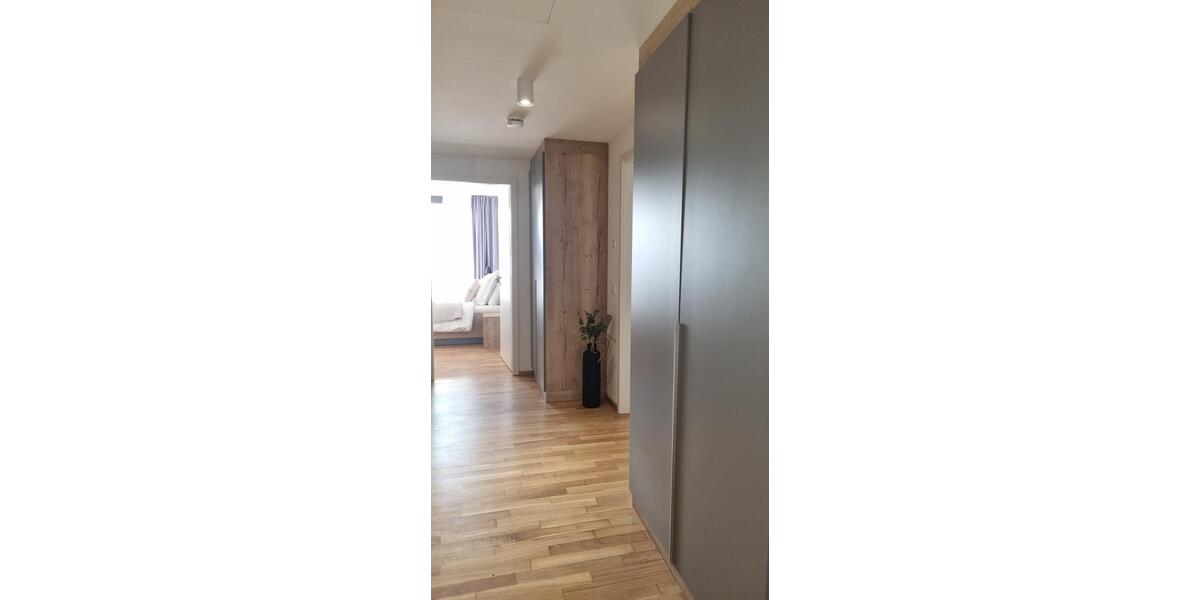 Etagenwohnung Dresden Neustadt - 2 Zimmer, 69 m&sup2;, 1.570&euro; | Angebot:26096786