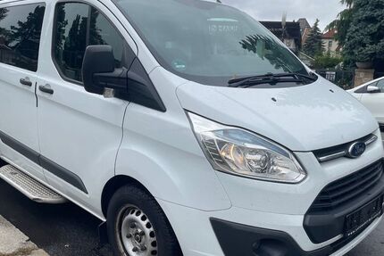 Ford Transit Custom 130.000 km 10.700 € Dresden 01157