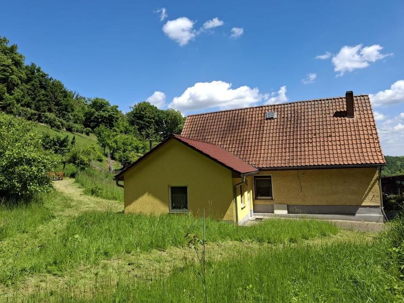 Einfamilienhaus in idyllischer Lage Garnbach