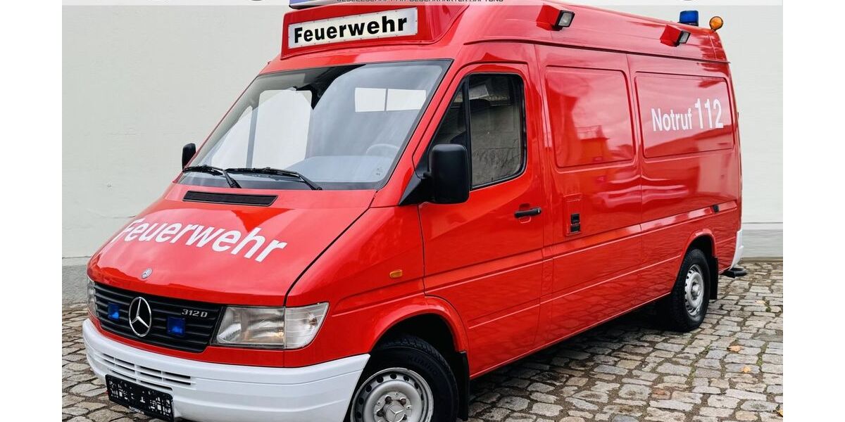 Mercedes-Benz Sprinter 187.407 km 12.800 &euro; Dresden 01257