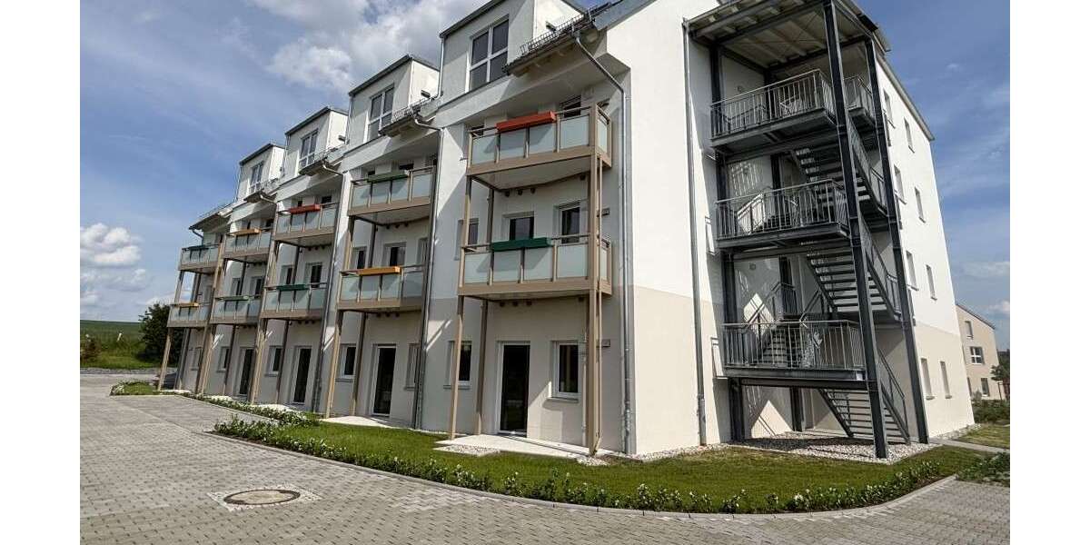 Etagenwohnung Arnsdorf - 2 Zimmer, 46 m&sup2;, 555&euro; | Angebot:26865628