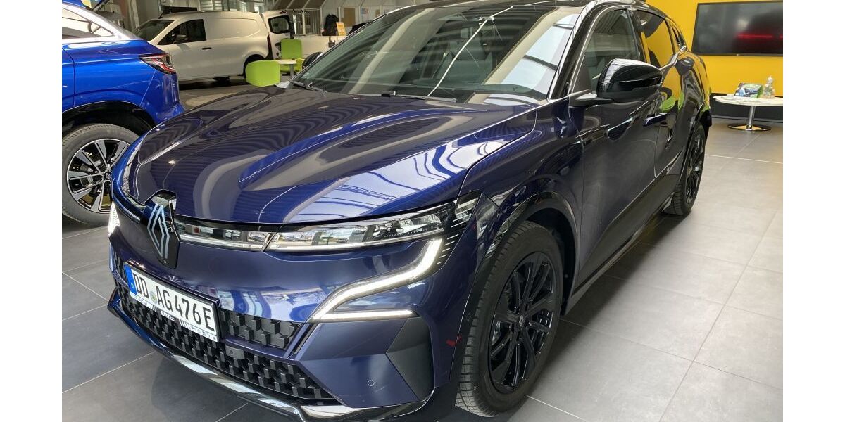 Renault Megane E-TECH 17.835 km 27.890 &euro; Dresden 01257