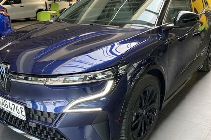 Renault Megane E-TECH 17.836 km 27.890 &euro; Dresden 01257