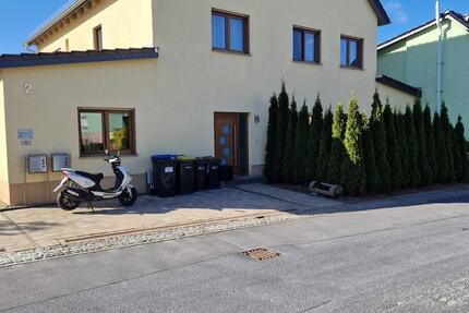 Wohnung Ebersbach - 3 Zimmer, 89 m&sup2;, 712&euro; | Angebot:26322054