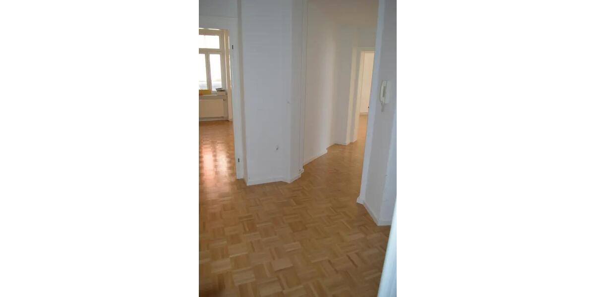 Erdgeschoßwohnung Dresden Neustadt - 3 Zimmer, 92 m&sup2;, 975&euro; | Angebot:26354874
