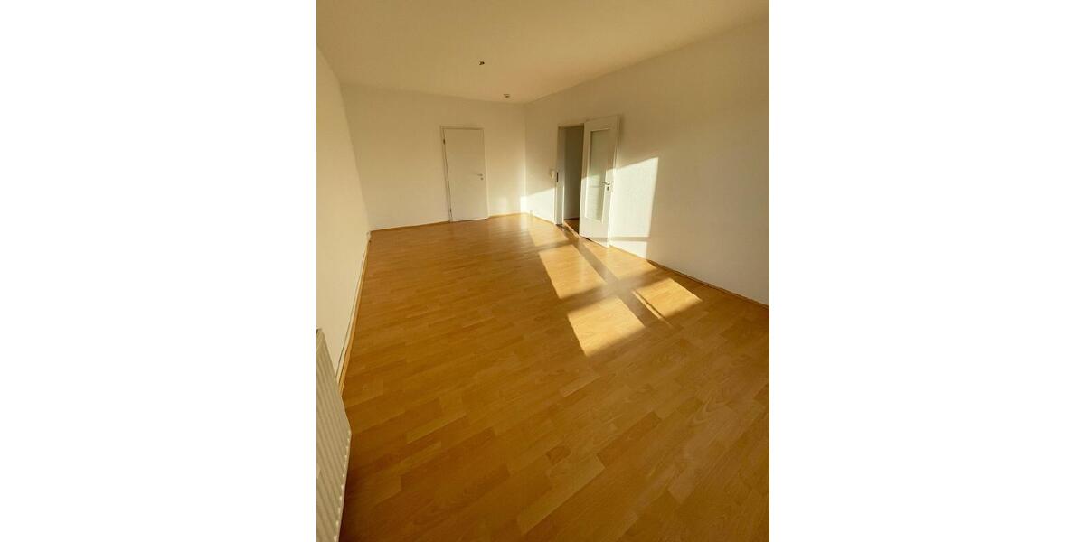 Etagenwohnung Dresden Prohlis - 3 Zimmer, 66 m&sup2;, 598&euro; | Angebot:26564877