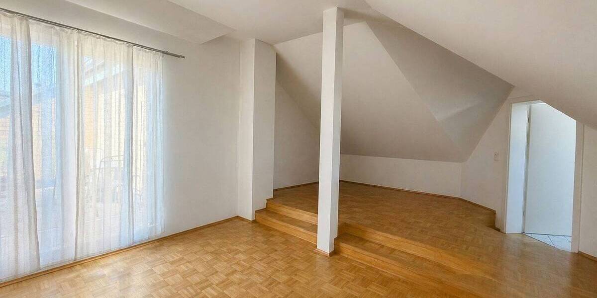 Etagenwohnung Dresden Löbtau-Nord - 3 Zimmer, 88 m&sup2;, 355.000&euro; | Angebot:26379483