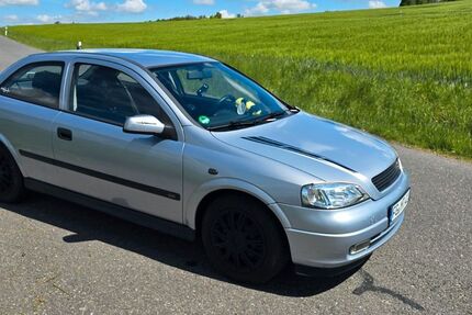 Opel Astra 79.100 km 2.500 &euro; Bobritzsch-Hilbersdorf 09627