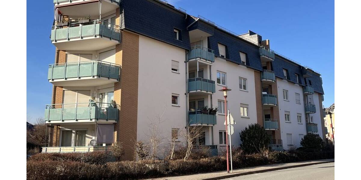 Etagenwohnung Freital - 2 Zimmer, 57 m&sup2;, 110.000&euro; | Angebot:26744777
