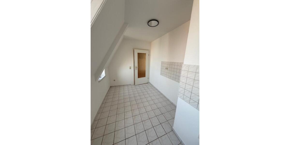 Etagenwohnung Dresden Cotta - 2 Zimmer, 63 m&sup2;, 475&euro; | Angebot:25414656