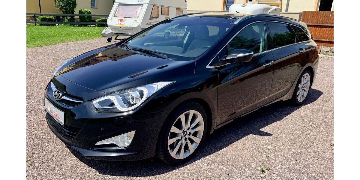 Hyundai i40 120.259 km 7.990 &euro; Freital 01705