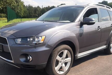 Mitsubishi Outlander 129.500 km 4.690 &euro; Dresden 01259