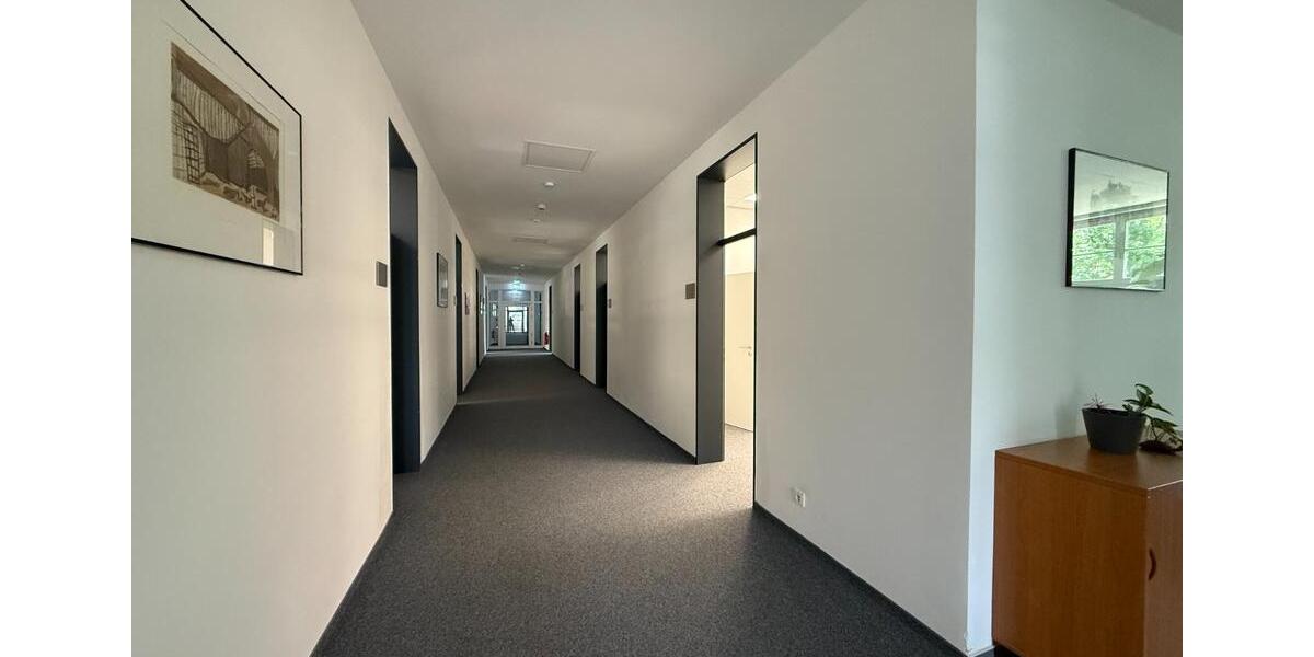 Gewerbeobjekt Dresden Klotzsche - 11&euro; | Angebot:22905573