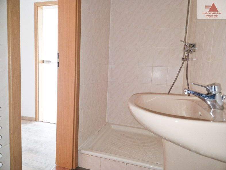 2-Raum-Wohnung mit Stellplatz in Schmiedeberg 2 zimmer