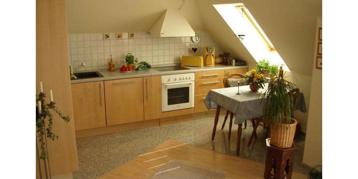 Dachgeschoßwohnung Dresden Loschwitz - 2 Zimmer, 56 m&sup2;, 850&euro; | Angebot:26445796
