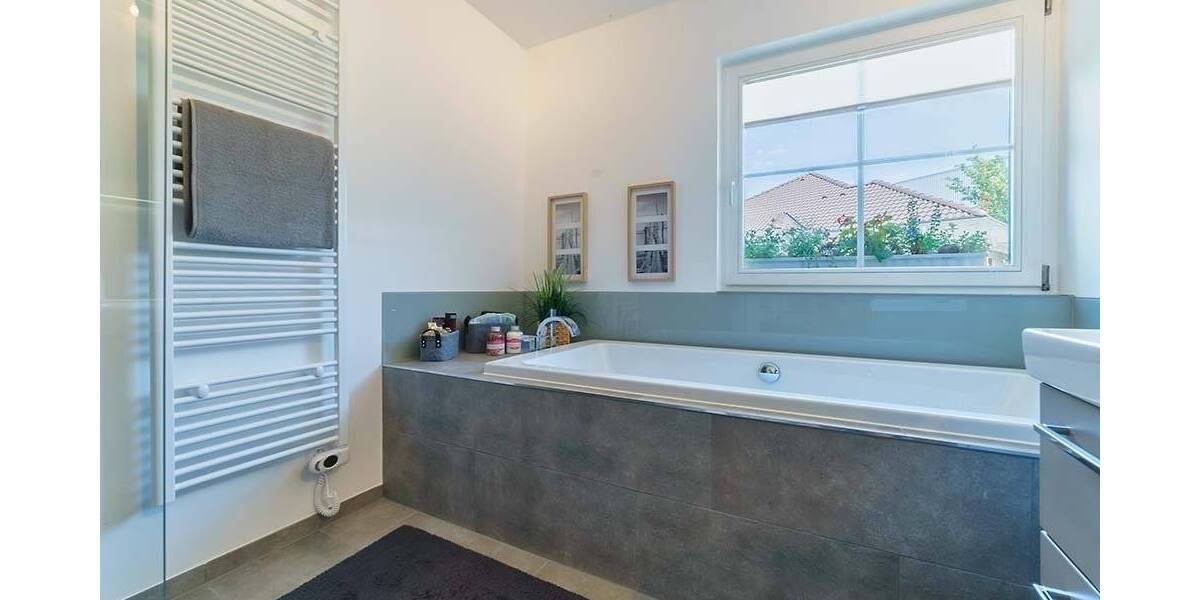 Bungalow Dippoldiswalde - 3 Zimmer, 98 m&sup2;, 227.779&euro; | Angebot:26851849