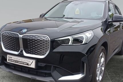 BMW iX1 4.000 km 47.980 &euro; Dresden 01067