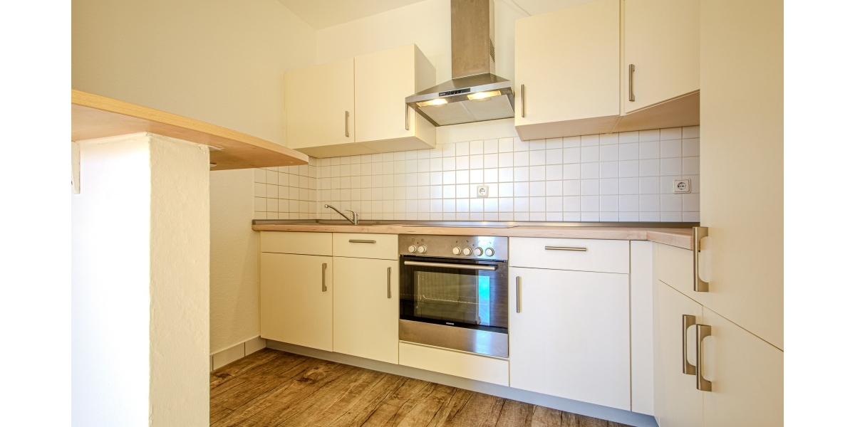 SUPER GRUNDRISS – BALKON – ROLLOS – WANNENBAD – EINBAUKÜCHE – TG-STELLPLATZ - Erdgeschoßwohnung Dresden Leubnitz-Neuostra | Angebot:26827248