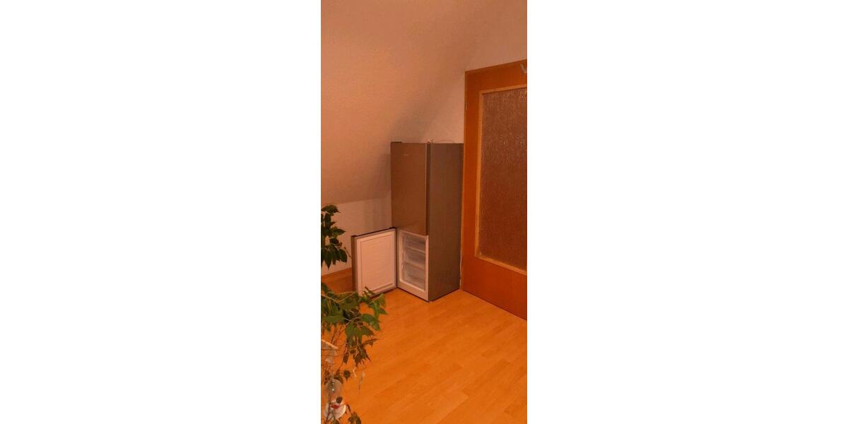 Dachgeschoßwohnung Dresden Klotzsche - 1 Zimmer, 50 m&sup2;, 680&euro; | Angebot:26168405