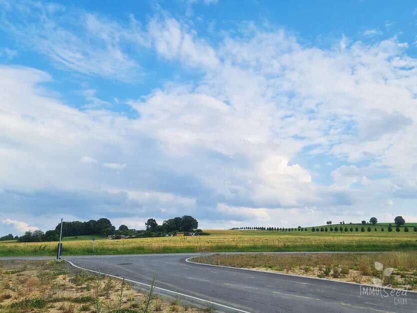 Grundstück zu verkaufen in Großröhrsdorf 129.900 € 771 m²