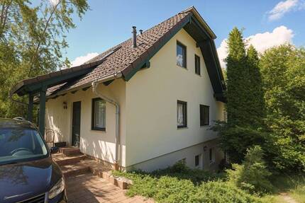 +++ Idyllisches Einfamilienhaus mit großzügigem Grundstück am Siedlungsrand von Gönnsdorf +++