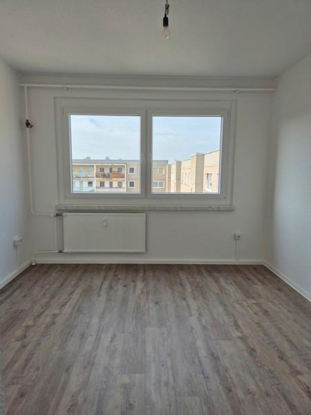 3 Zimmer Wohnung mit Balkon und Weitblick! zimmer