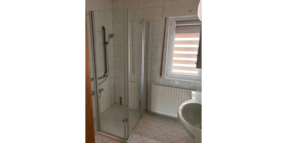 Einfamilienhaus Weinböhla - 5 Zimmer, 170 m&sup2;, 300.000&euro; | Angebot:27006211