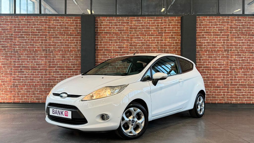 Ford Fiesta 181.654 km 2.399 &euro; Dresden 01139