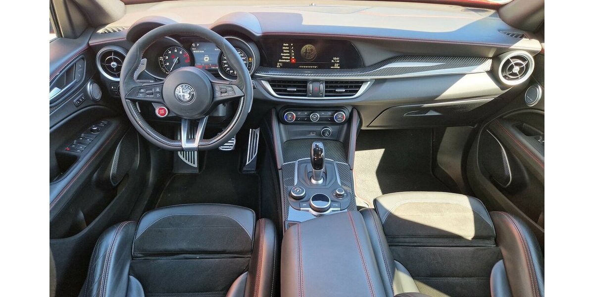 Alfa Romeo Stelvio Quadrifoglio Q4 63.569 km 46.800 &euro; Wilsdruff 01723