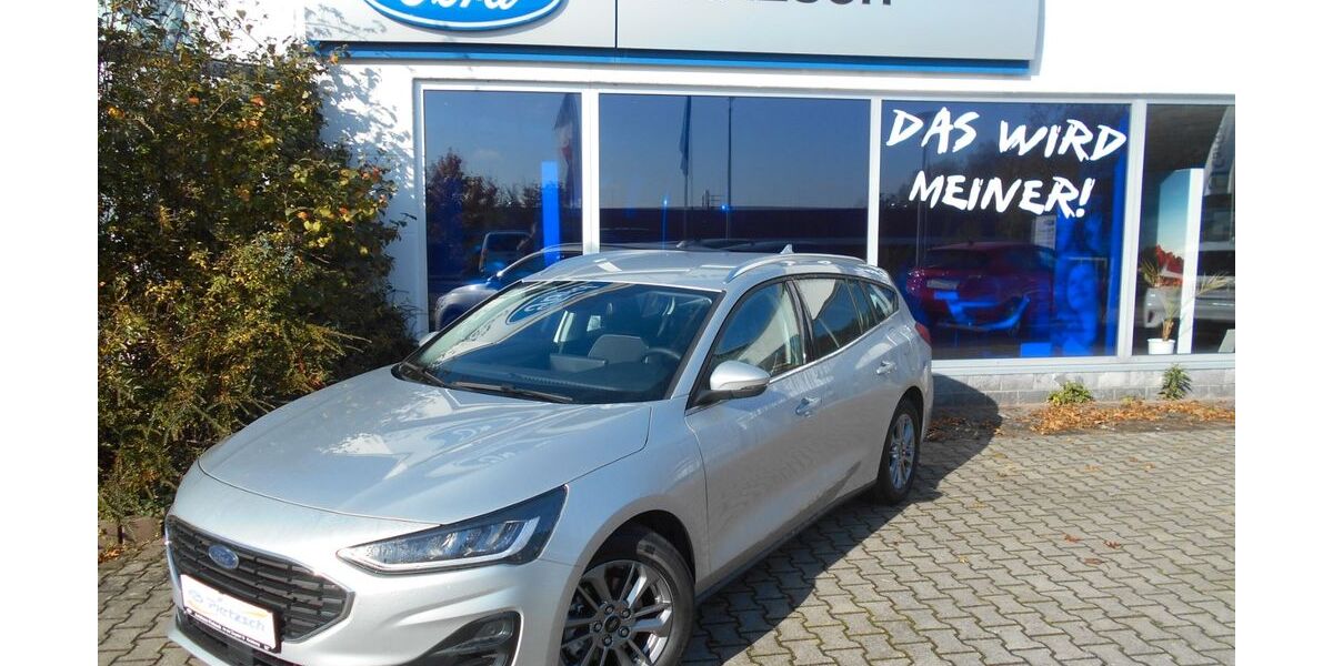 Ford Focus 6.000 km 23.990 &euro; Radeberg 01454
