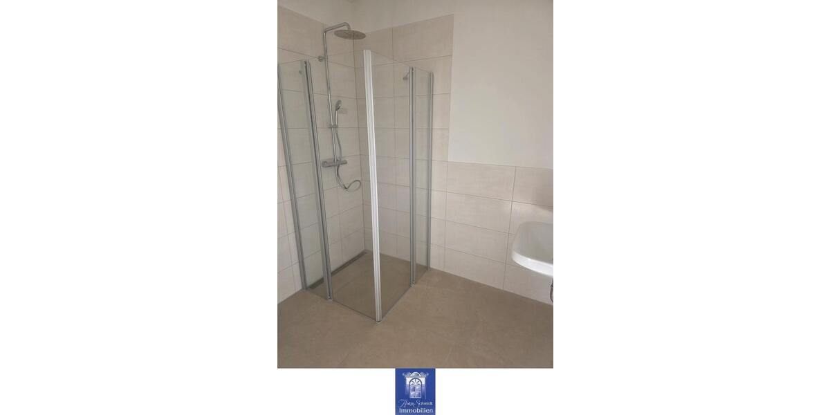 Dachgeschoßwohnung Pirna - 4 Zimmer, 129 m&sup2;, 1.488&euro; | Angebot:25422972