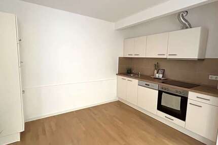 Wohnung zum Mieten in Dresden 1.030 € 82.1 m² 3 zimmer