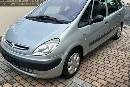 Citroen Xsara Picasso 136.000 km 1.995 &euro; Coswig 01640