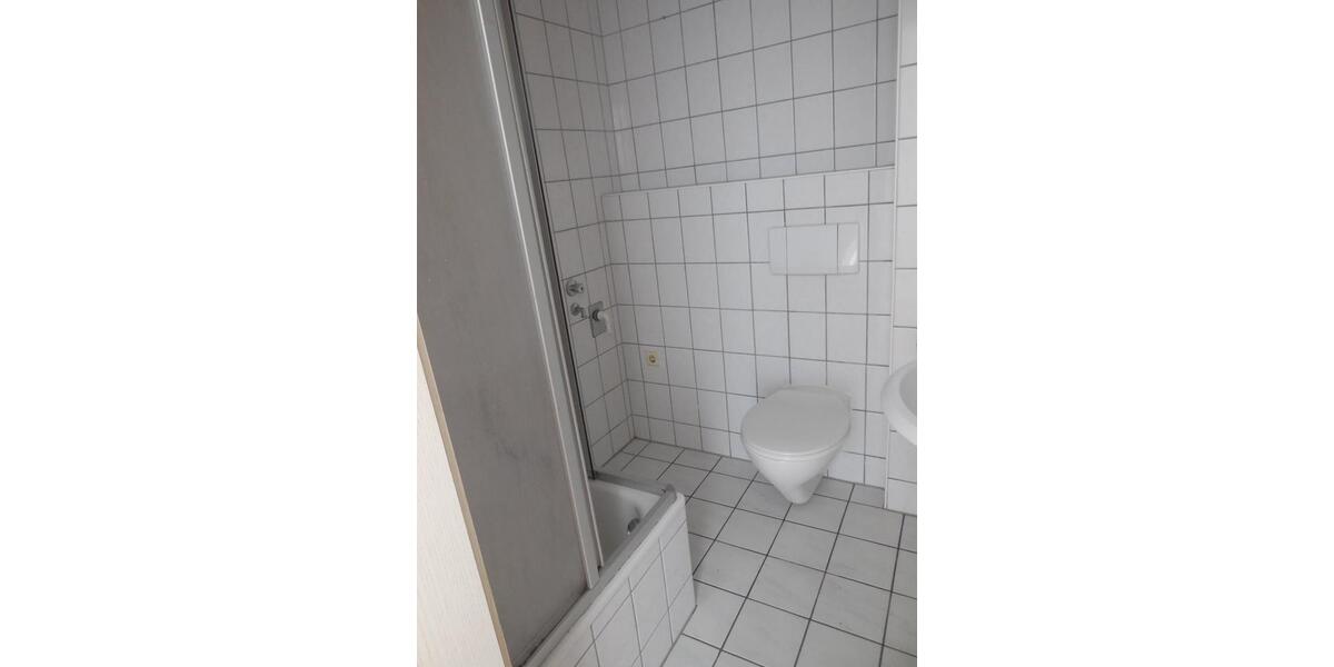 Dachgeschoßwohnung Freital - 1 Zimmer, 32 m&sup2;, 86.000&euro; | Angebot:26490827