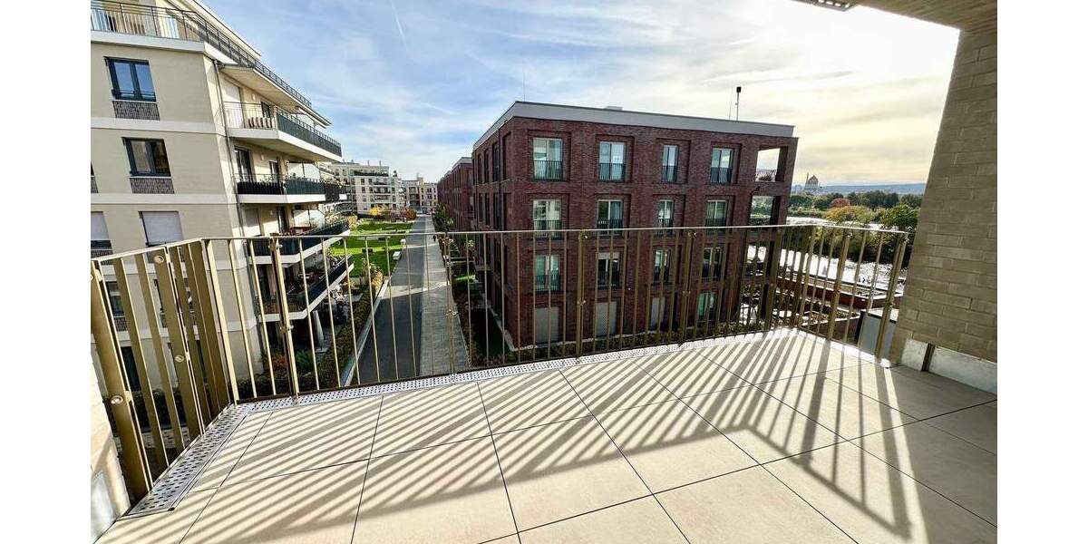 Etagenwohnung Dresden Leipziger Vorstadt - 3 Zimmer, 83 m&sup2;, 1.500&euro; | Angebot:25748877