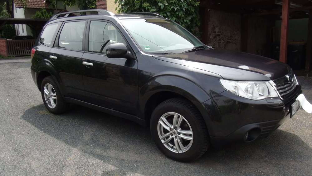 Subaru Forester 62.000 km 18.000 € Müglitztal 01809