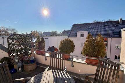 Frei werdende 3-Zimmer-Dachgeschosswohnung mit Südterrasse unweit des Großen Gartens 3 zimmer