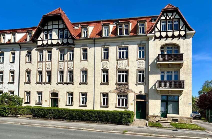 Wohnung zum Kaufen in Pirna 57.000 € 37.52 m²