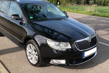 Skoda Superb 180.000 km 5.800 &euro; Dresden 01157
