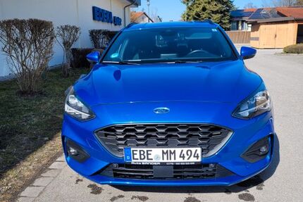 Ford Focus 97.000 km 13.700 &euro; Dresden 01069