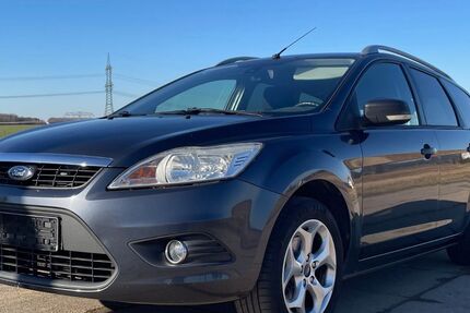 Ford Focus 137.000 km 4.200 € Freiberg 09599