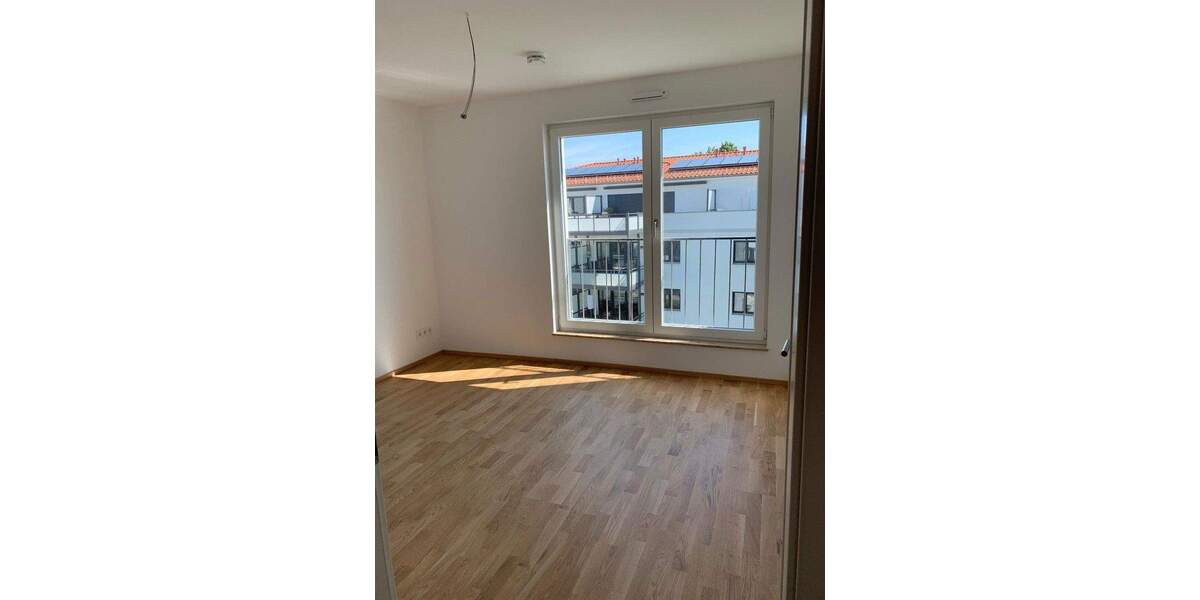 Etagenwohnung Radeberg Kalte Ruhe - 3 Zimmer, 76 m&sup2;, 840&euro; | Angebot:25663352