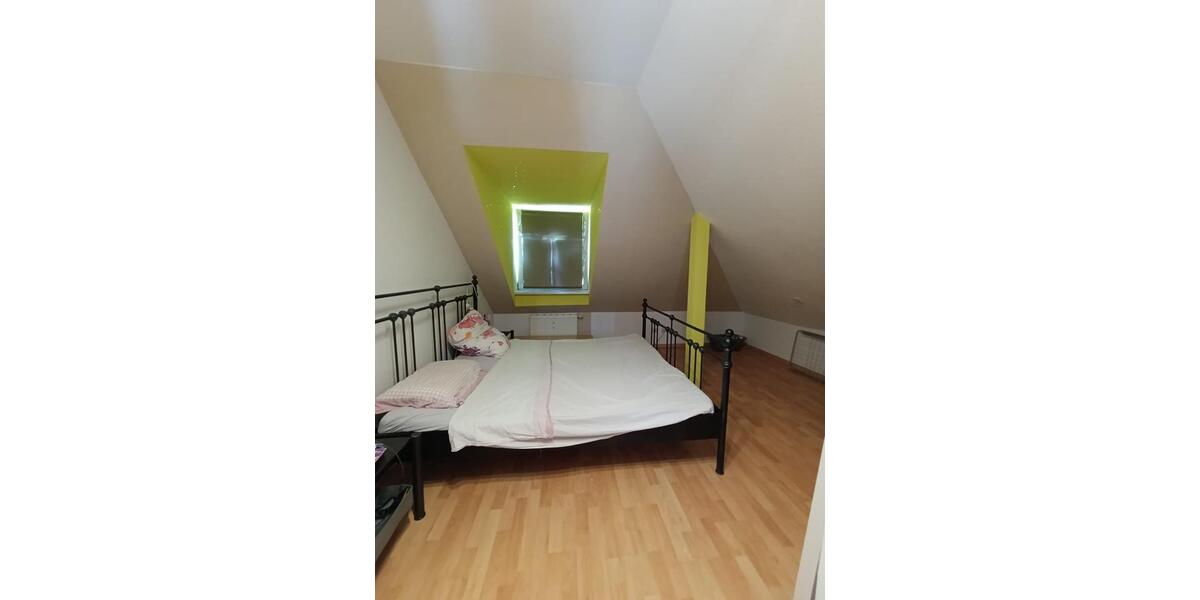 Dachgeschoßwohnung Dresden Neustadt - 2 Zimmer, 53 m&sup2;, 185.000&euro; | Angebot:26631947