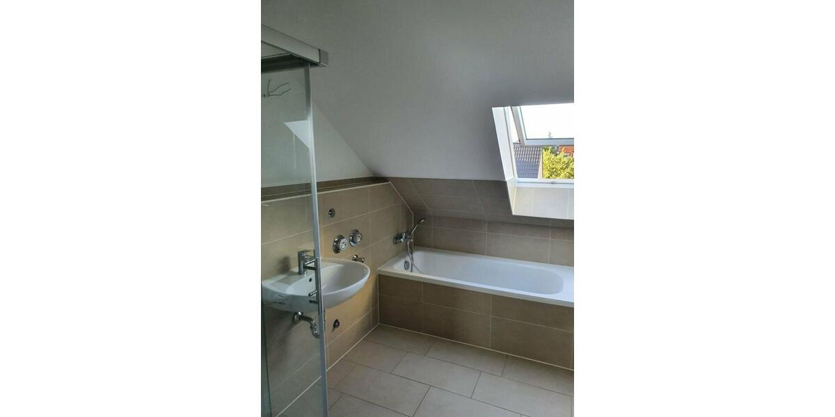 Etagenwohnung Dresden Schönfeld-Weißig - 4 Zimmer, 107 m&sup2;, 379.000&euro; | Angebot:25801769