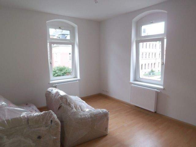 großzügig ,helle 4-Zimmerwohnung in ruhiger Nebenstraße zu vermieten 4 zimmer