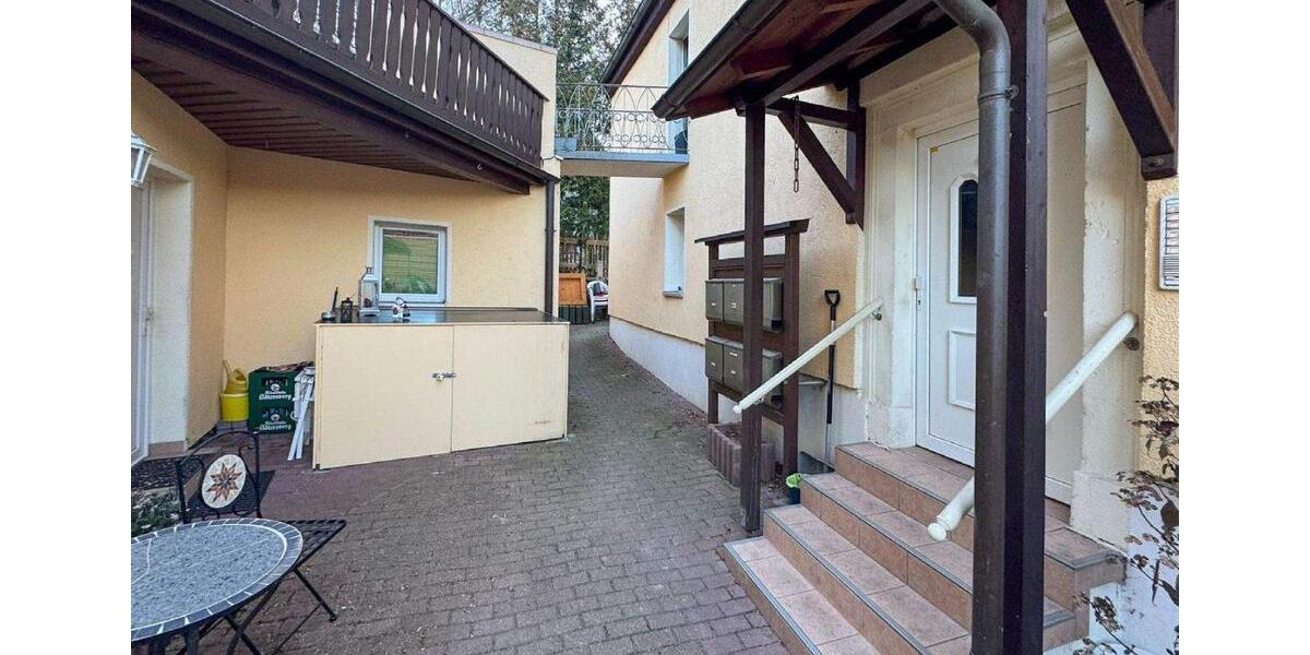 Etagenwohnung Freital - 2 Zimmer, 38 m&sup2;, 370&euro; | Angebot:25813892