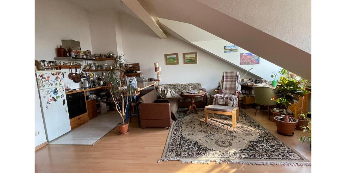 Dachgeschoßwohnung Dresden Neustadt - 2 Zimmer, 45 m&sup2;, 115.000&euro; | Angebot:26490826