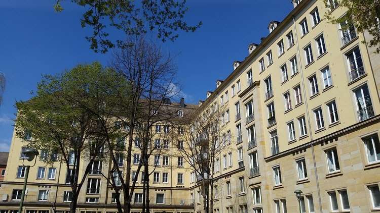 Wohnung zum Mieten in Dresden 986,49 € 95 m²