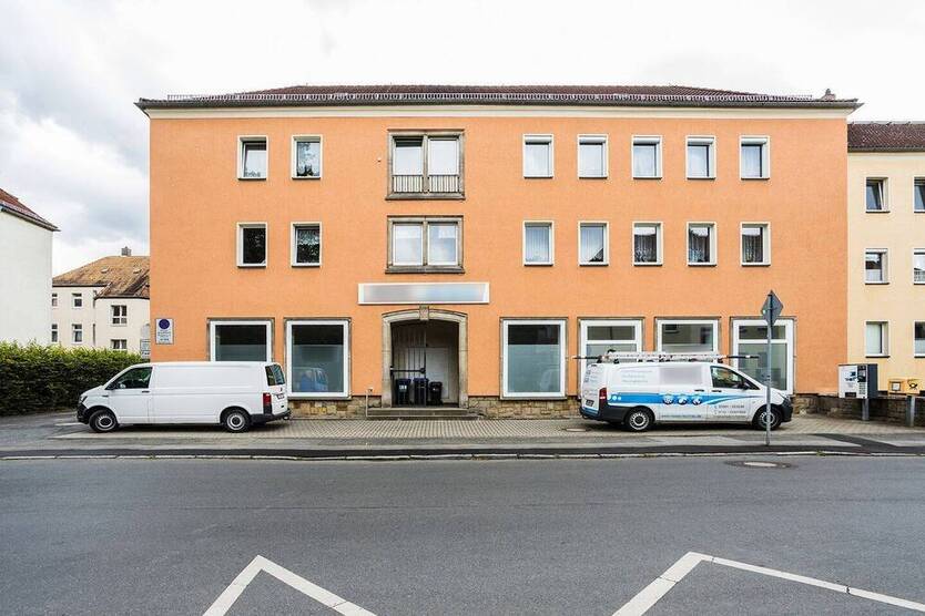 Ihre neuen Gewerbe- oder Praxisräume warten auf Sie