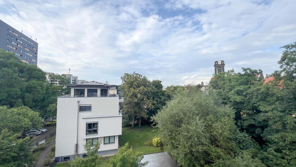 Dachgeschoßwohnung Dresden Plauen - 2 Zimmer, 80 m&sup2;, 687&euro; | Angebot:25224729